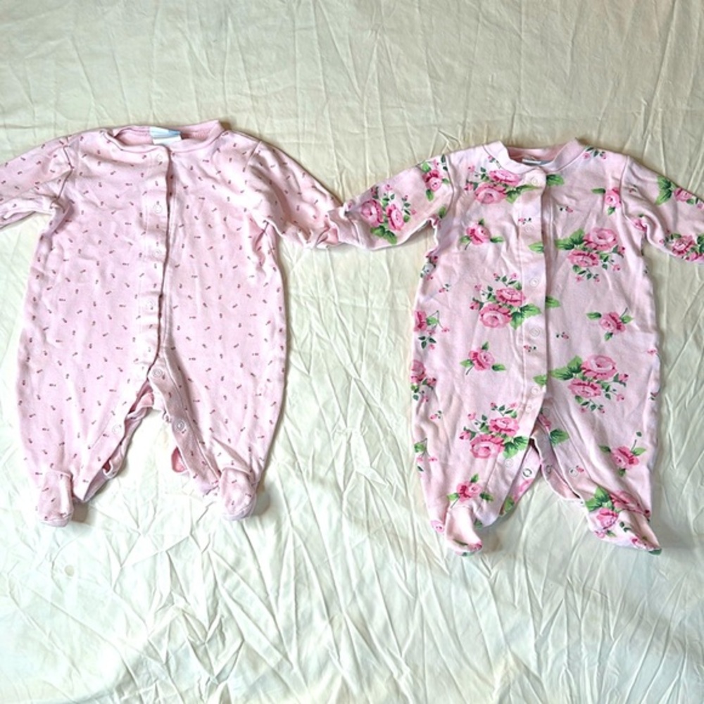 Bundle of two baby girl footsie pajamas. Both are in GREAT CONDITION.